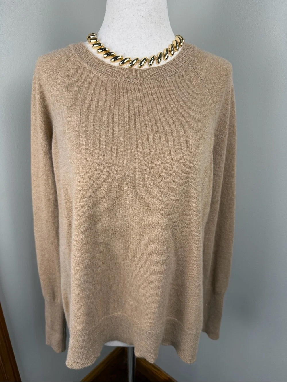 J.Crew 100% Cashmere Sweater Tan Camel Crewneck Pullover Size M